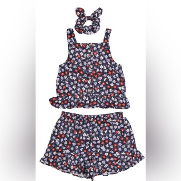 Girl Vince Camuto Short Set with Scrunchie size 6 - Picture 1 of 3